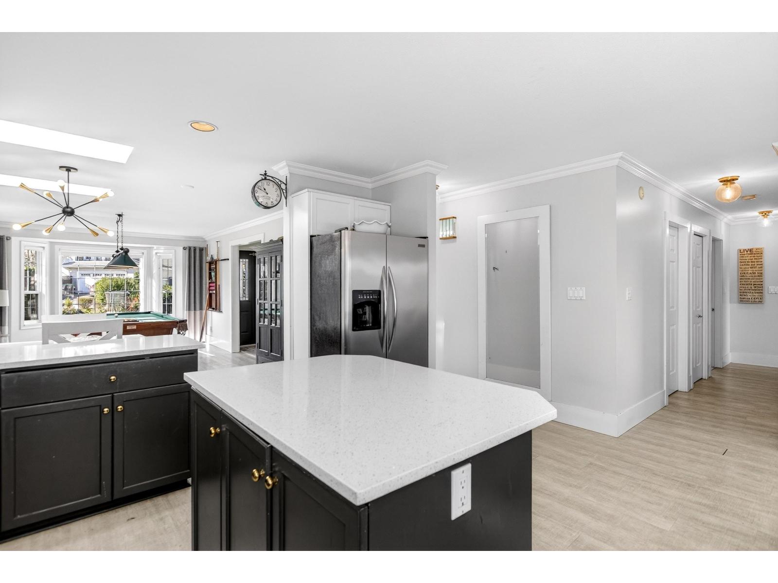 1065 King George Boulevard, Surrey, British Columbia  V4A 9S7 - Photo 14 - R3091272