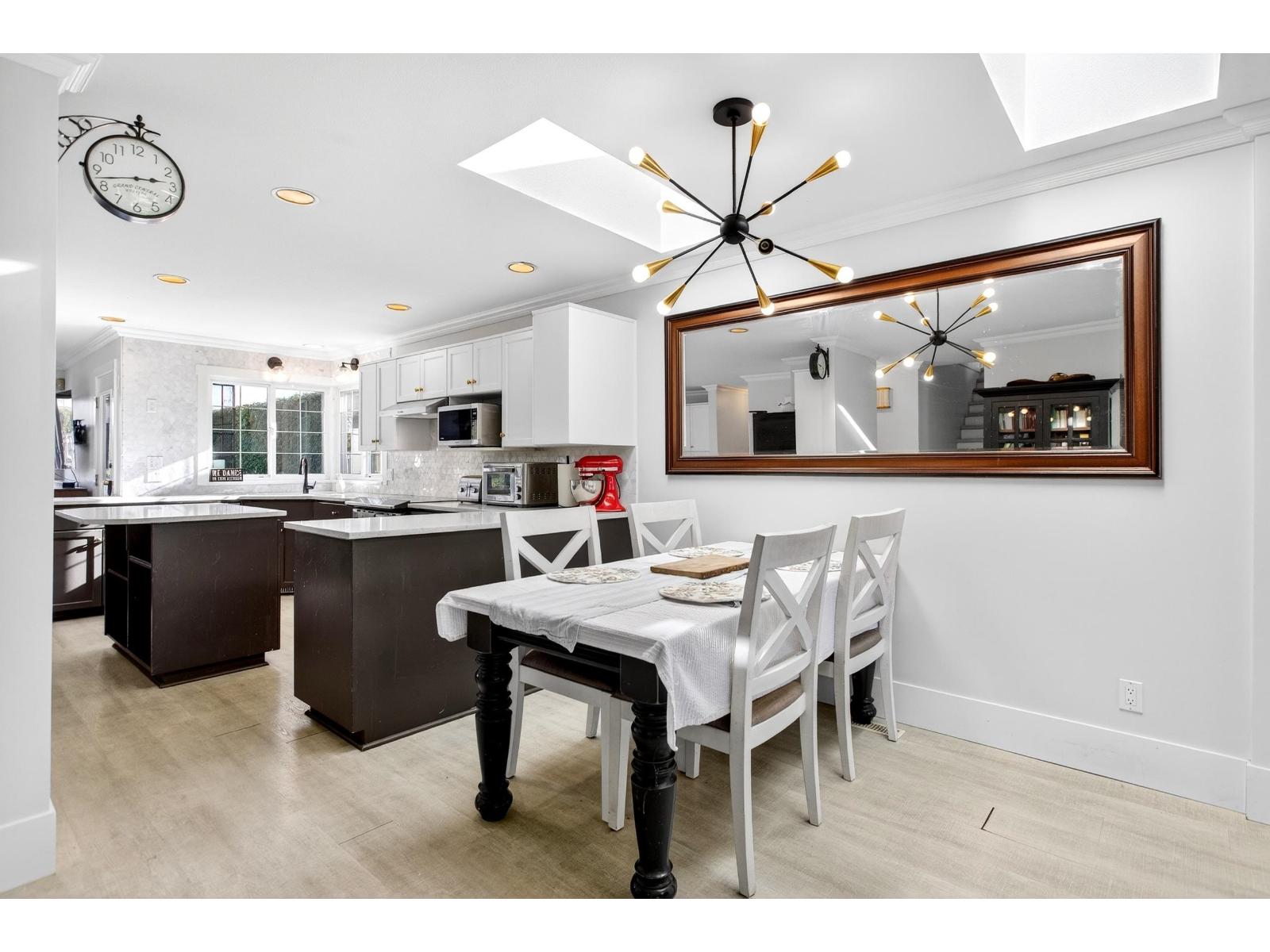 1065 King George Boulevard, Surrey, British Columbia  V4A 9S7 - Photo 9 - R3091272