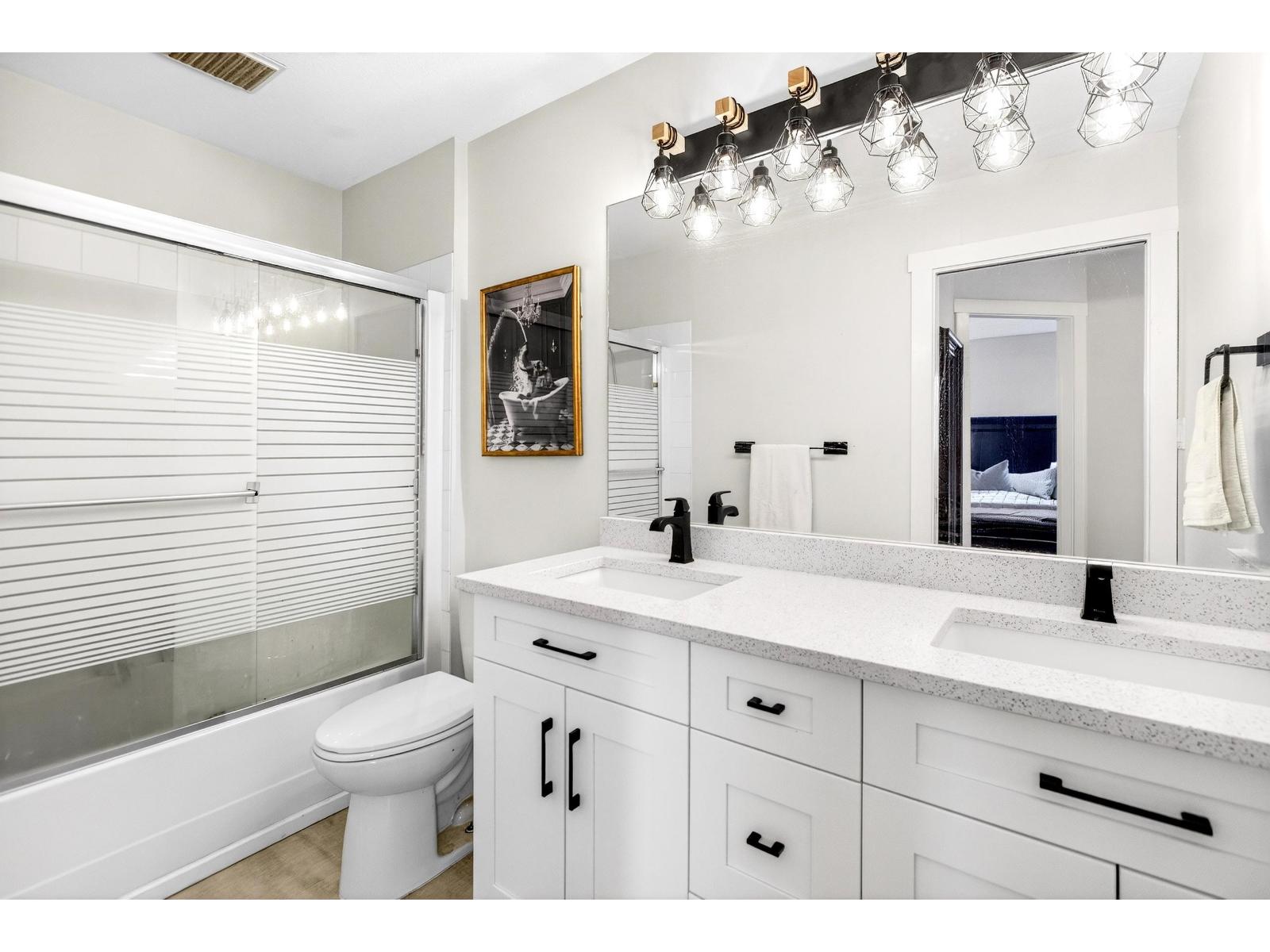 1065 King George Boulevard, Surrey, British Columbia  V4A 9S7 - Photo 35 - R3091272