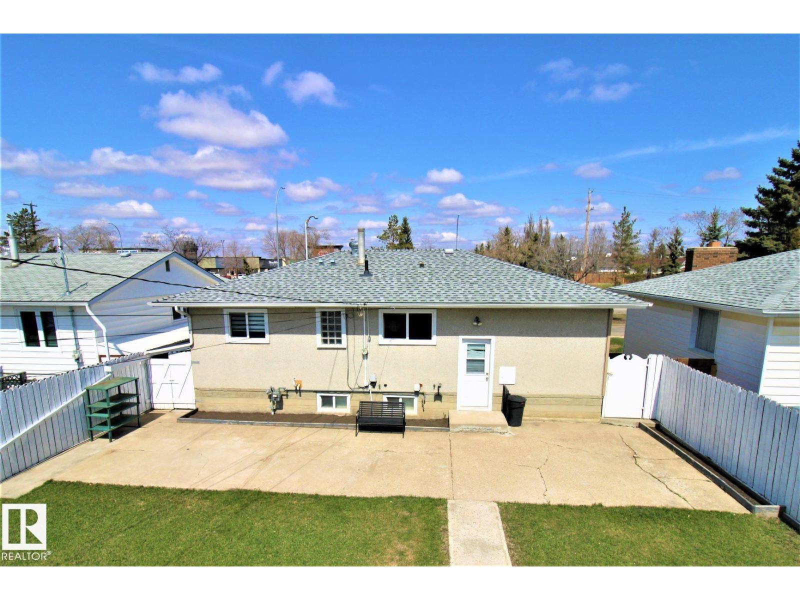 12111 137 Av Nw, Edmonton, Alberta  T5L 4C1 - Photo 35 - E4473648