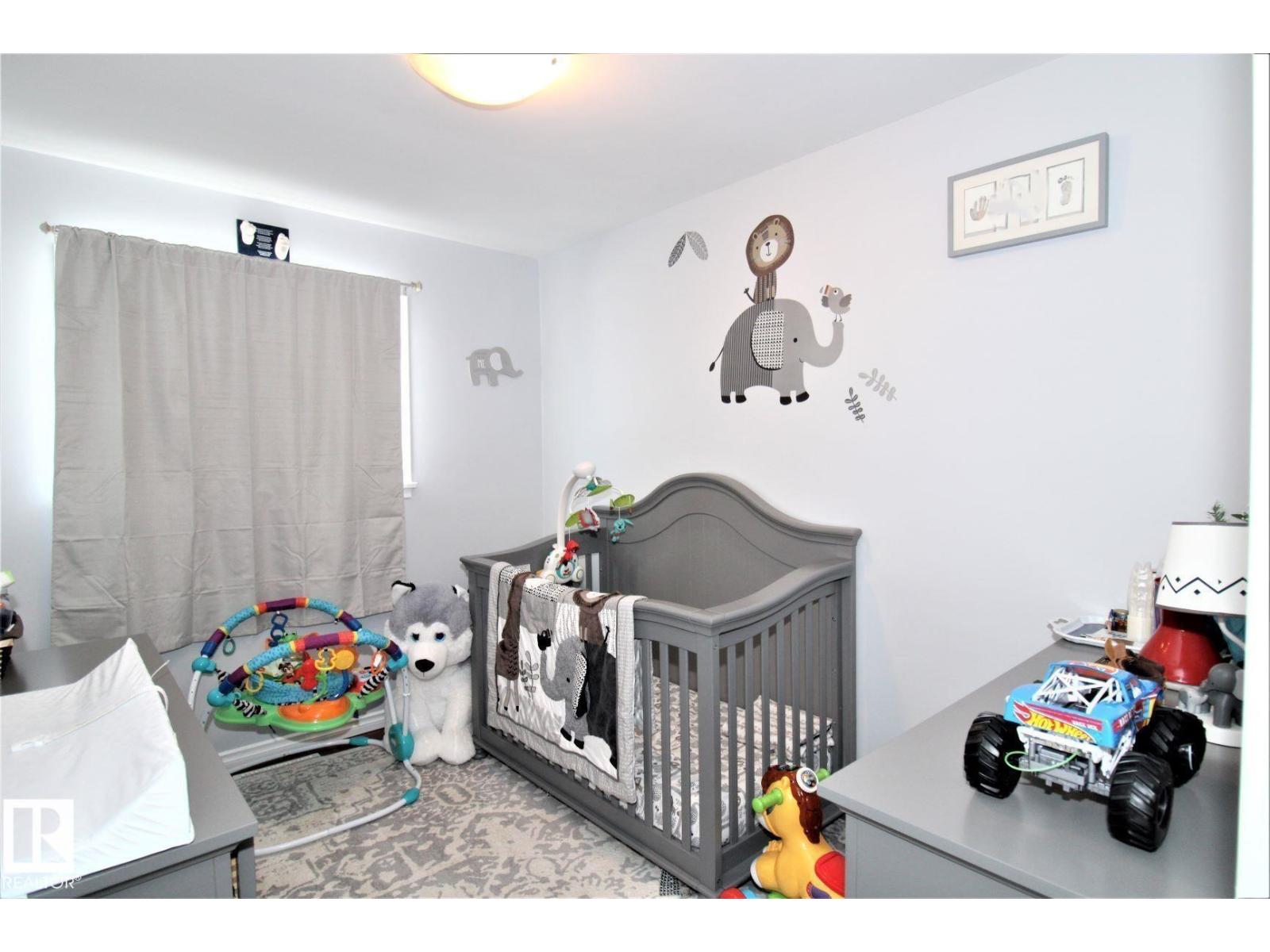 12111 137 Av Nw, Edmonton, Alberta  T5L 4C1 - Photo 19 - E4473648