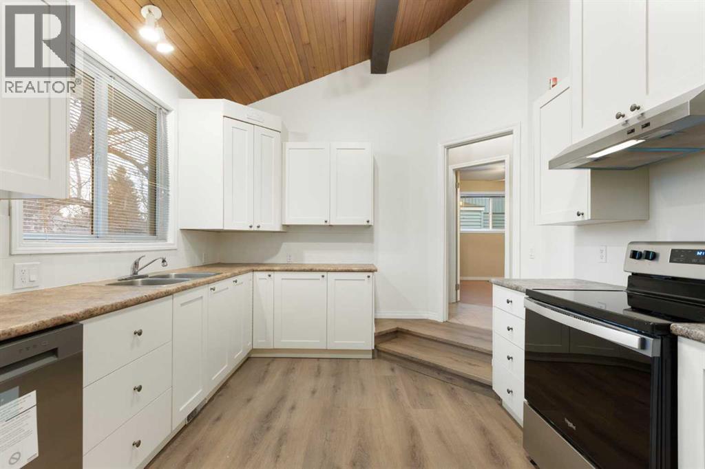 639 Canterbury Drive Sw, Calgary, Alberta  T2W 1J4 - Photo 16 - A2285699