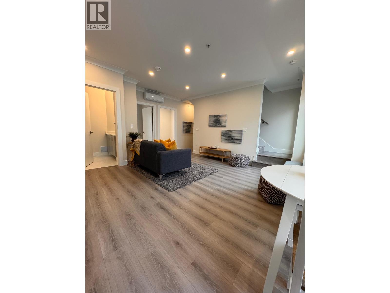 8319 French Street, Vancouver, British Columbia  V6P 4W3 - Photo 6 - R3091952