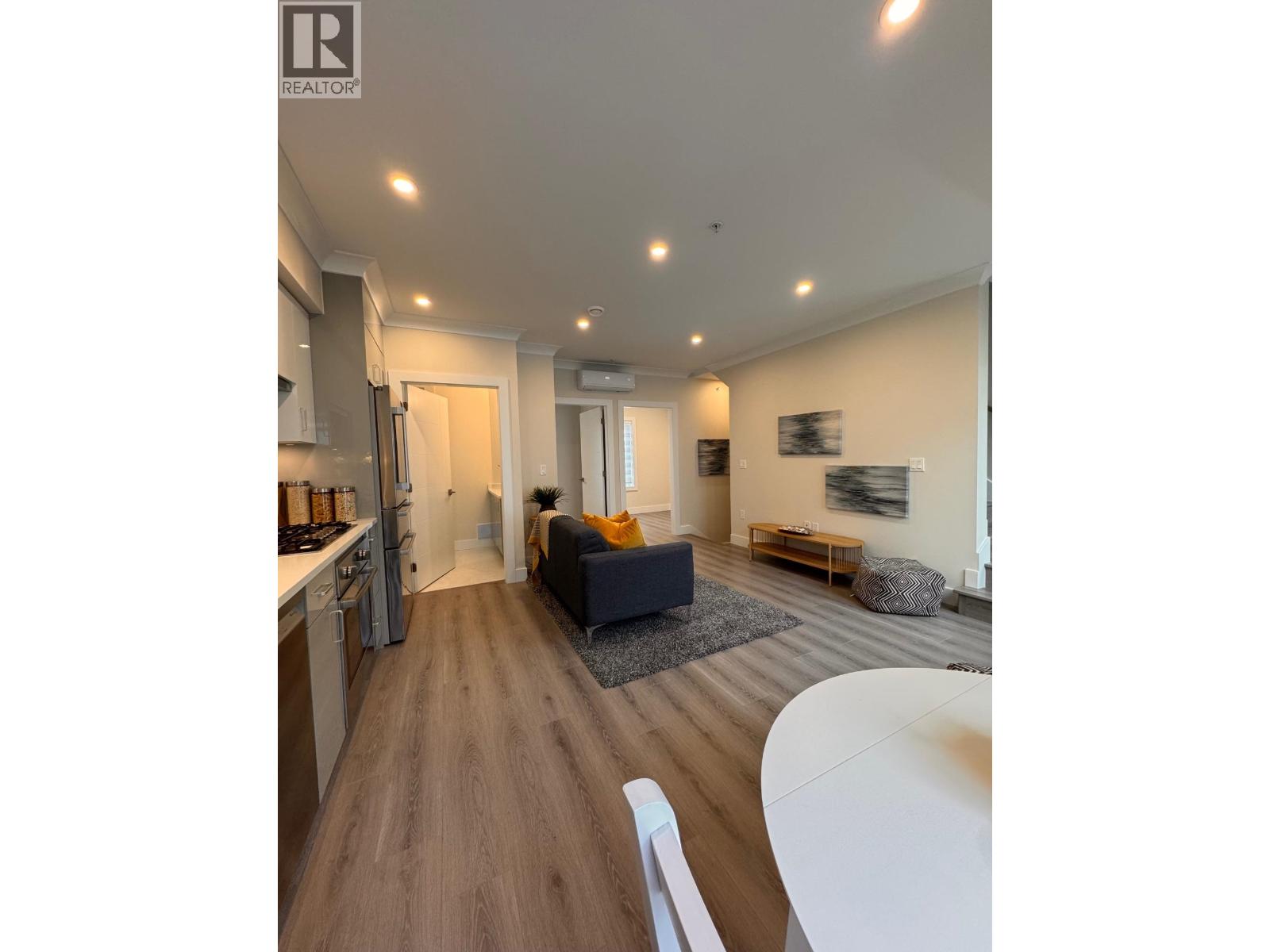 8319 French Street, Vancouver, British Columbia  V6P 4W3 - Photo 8 - R3091952