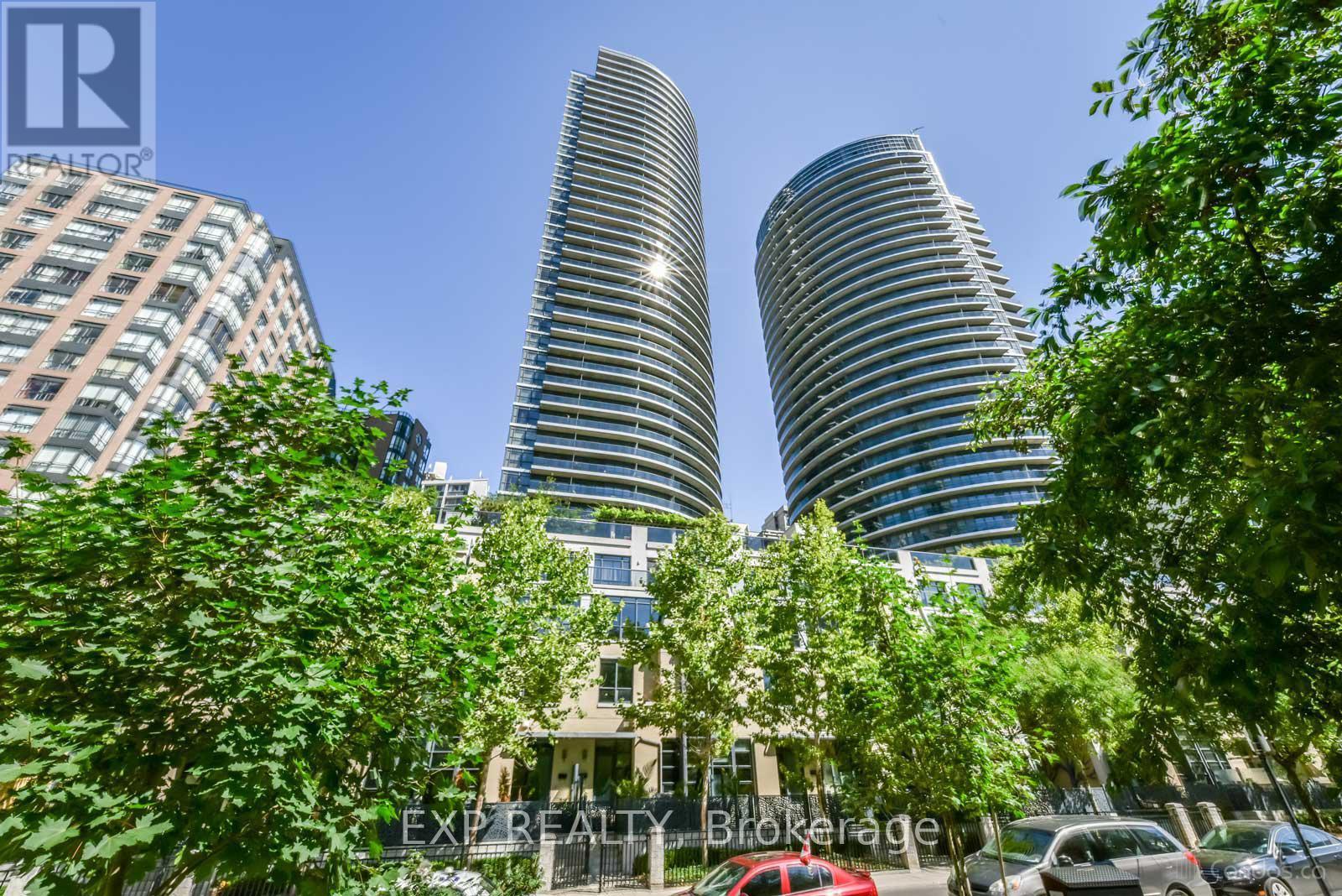 2807 - 21 Carlton Street, Toronto, Ontario M5B 1L3 - Photo 2 - C12808354