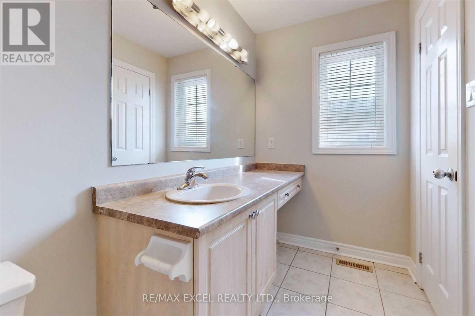 525 Country Glen Road, Markham, Ontario  L6B 1H4 - Photo 21 - N12808358