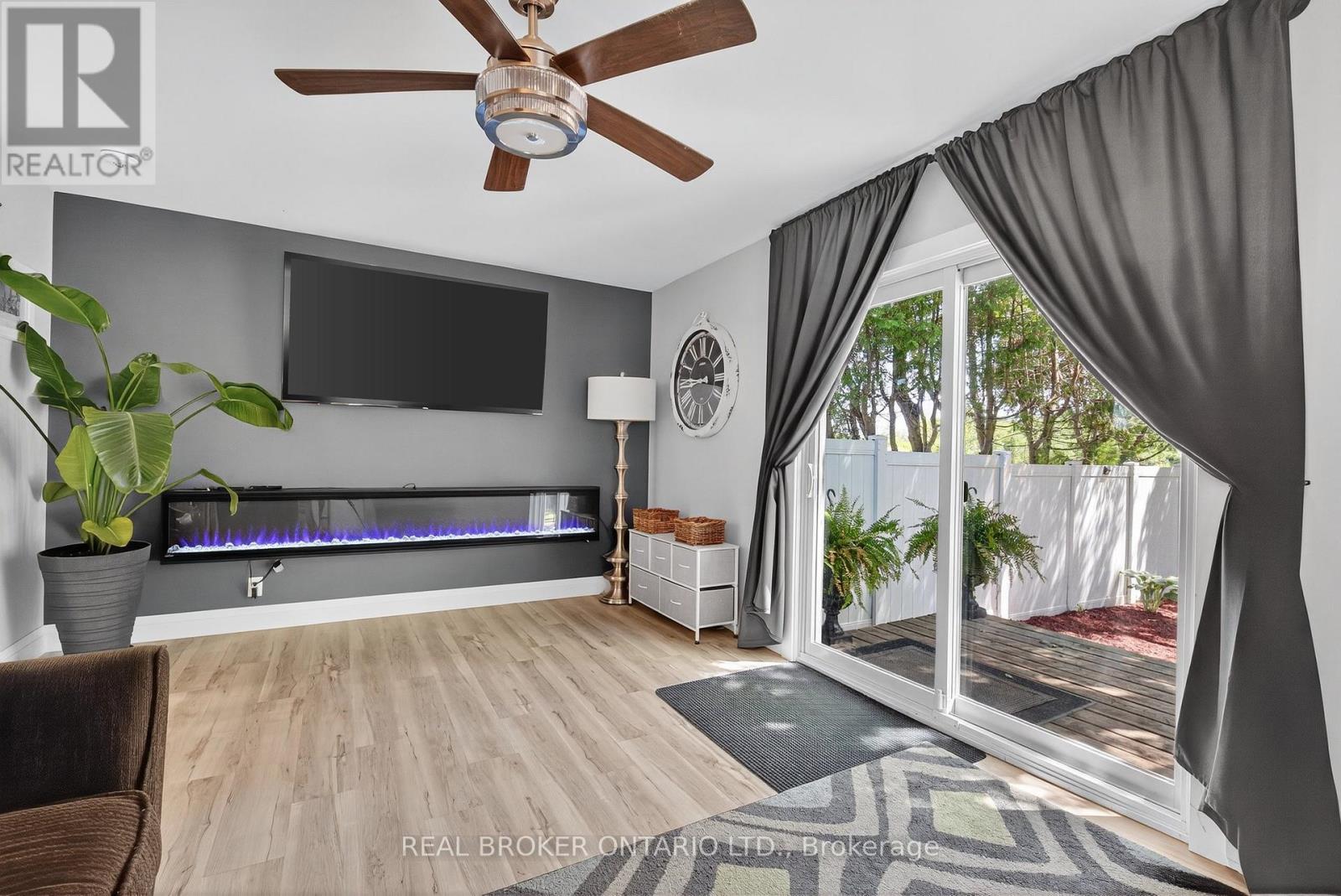 151 Atherley Road, Orillia, Ontario  L3V 1N5 - Photo 16 - S12808338