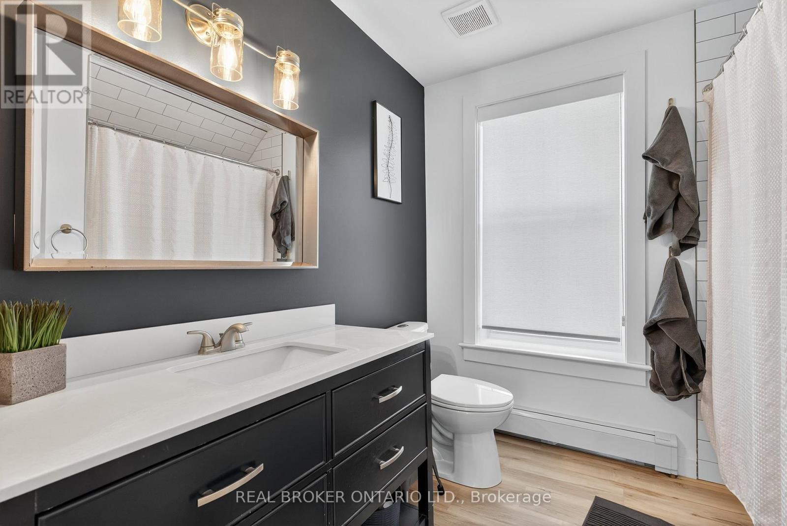 151 Atherley Road, Orillia, Ontario  L3V 1N5 - Photo 27 - S12808338