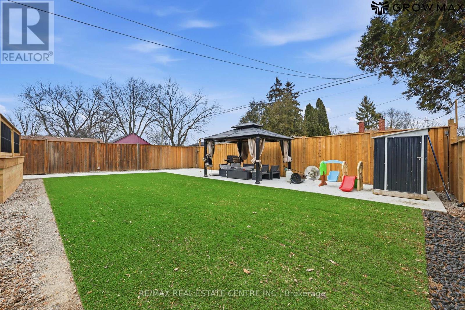 1328 Bunnell Drive, Burlington, Ontario  L7P 2E1 - Photo 15 - W12808350