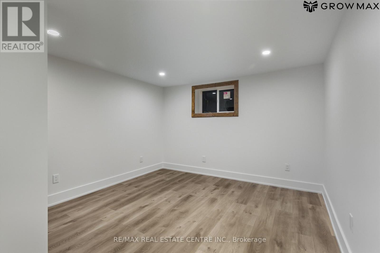 1328 Bunnell Drive, Burlington, Ontario  L7P 2E1 - Photo 30 - W12808350