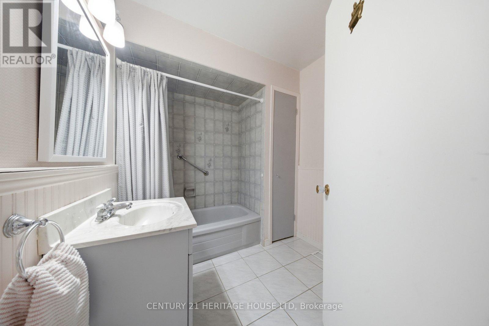 44 Curtis Street, Brantford, Ontario  N3S 5C1 - Photo 15 - X12808340