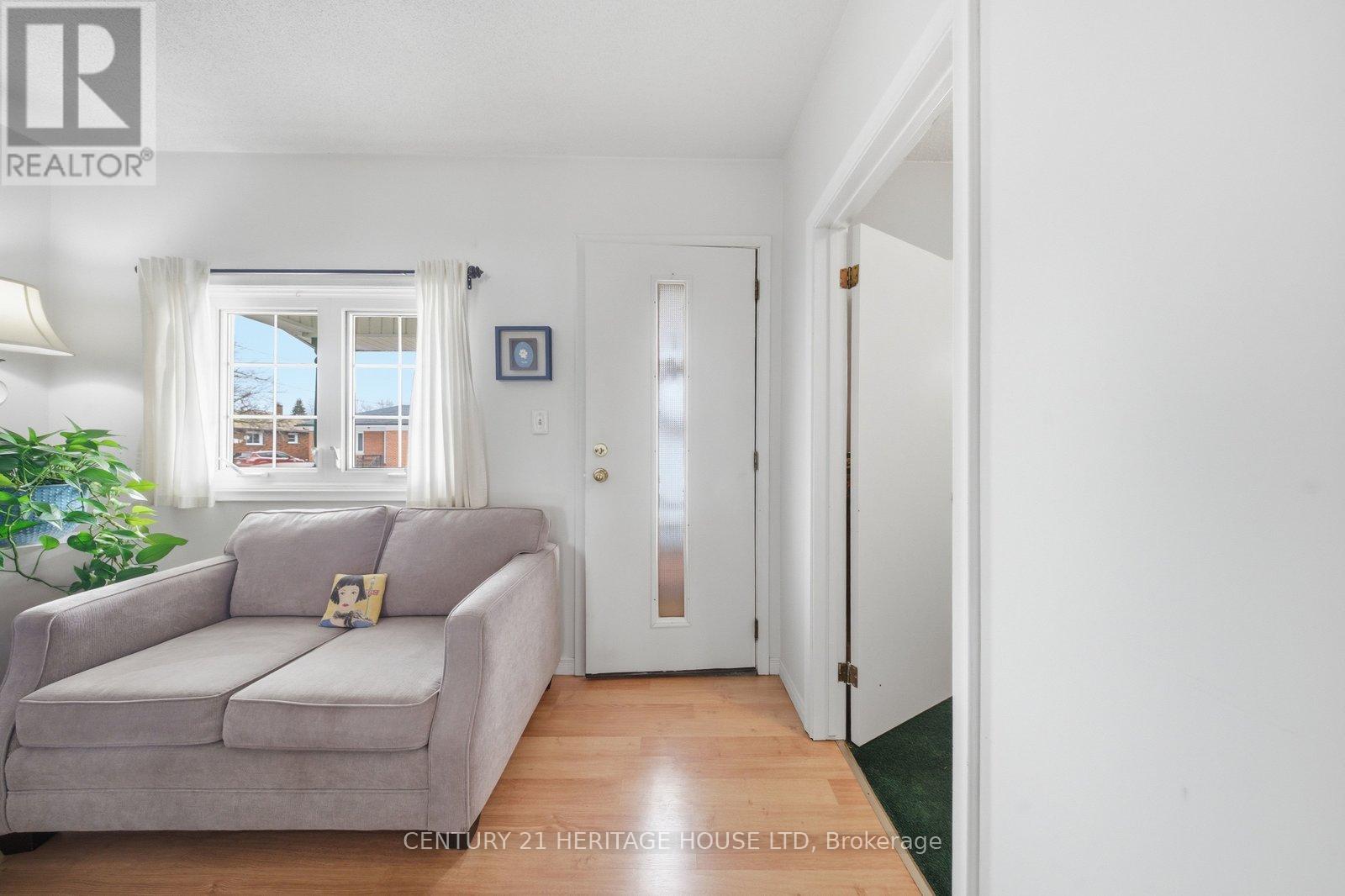 44 Curtis Street, Brantford, Ontario  N3S 5C1 - Photo 4 - X12808340