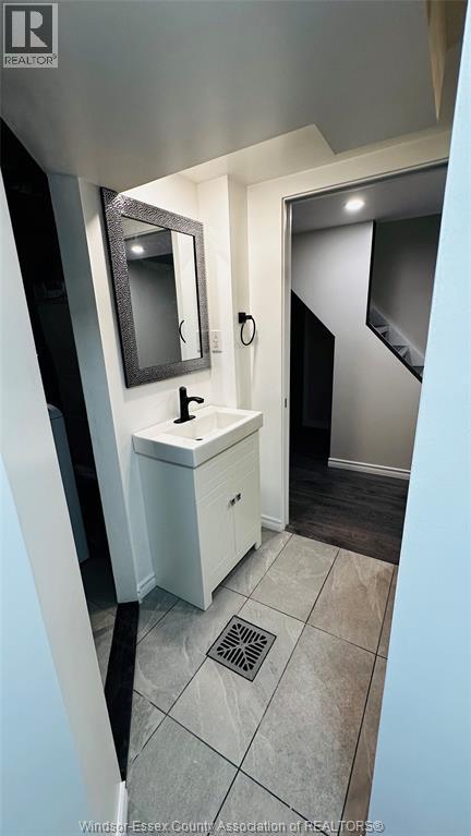 3519 Tecumseh Road West, Windsor, Ontario  N9C 2B6 - Photo 11 - 26000253