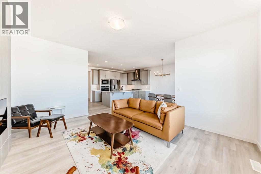 289 Crestmont Drive Sw, Calgary, Alberta  T3B 6G9 - Photo 17 - A2287665