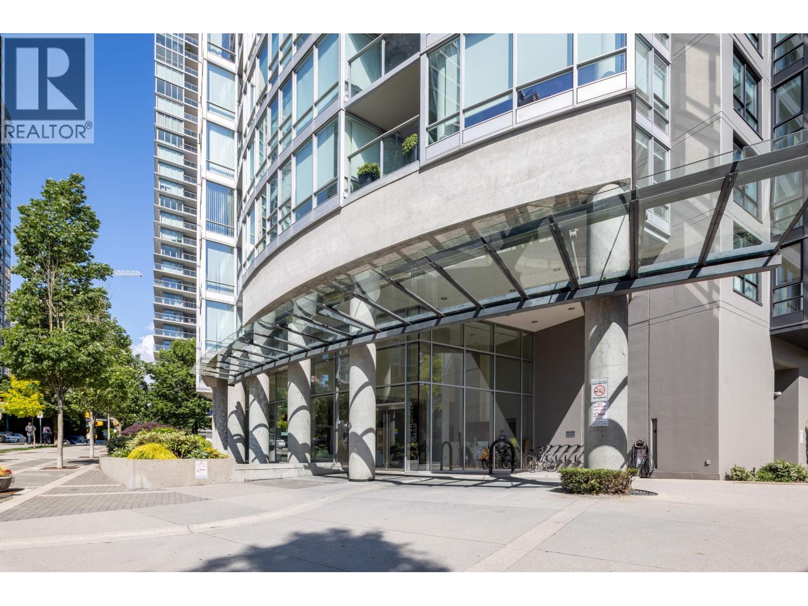 3601 1438 Richards Street, Vancouver, British Columbia  V6Z 3B8 - Photo 2 - R3091888