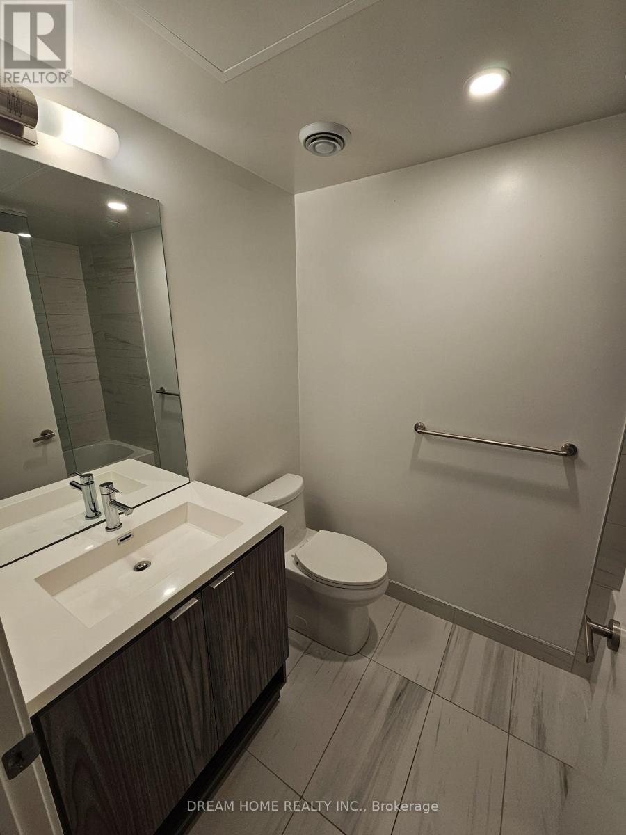 5806 - 55 Cooper Street, Toronto, Ontario  M5E 0G1 - Photo 5 - C12728026