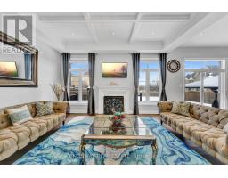 70 BOND CRESCENT, Richmond Hill, Ontario