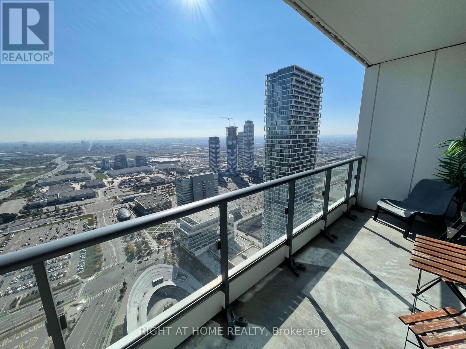 5007 - 950 PORTAGE PARKWAY, Vaughan, Ontario