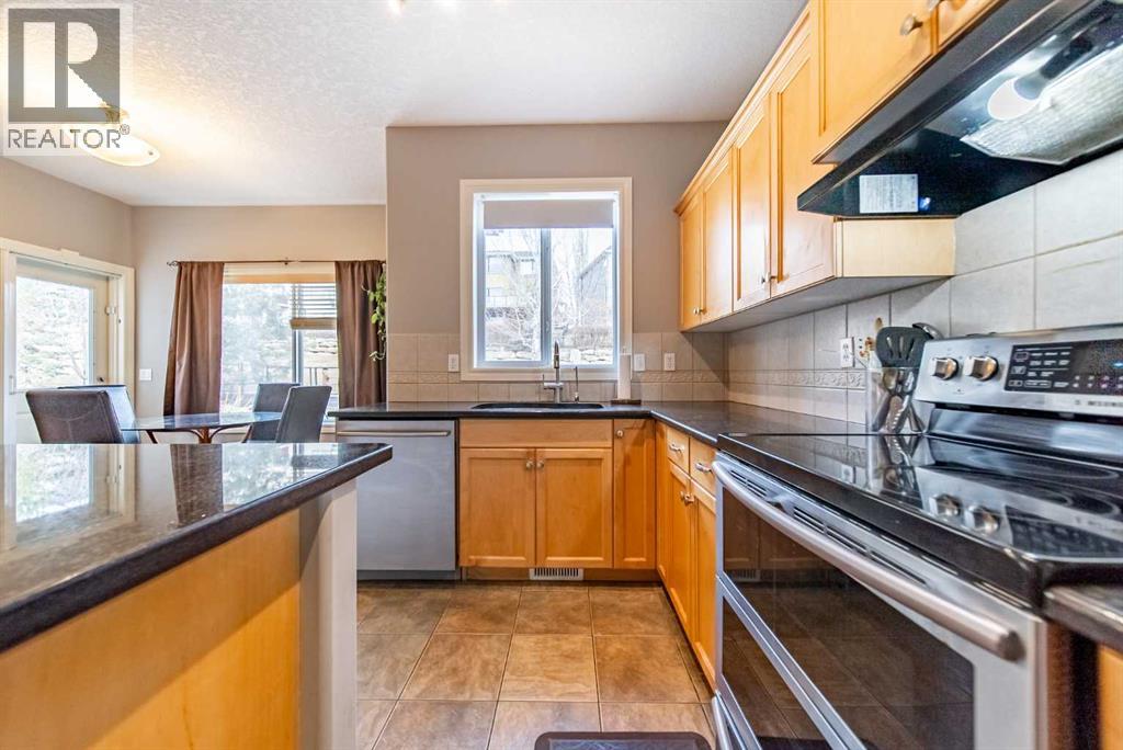 16 Tuscany Ridge Place Nw, Calgary, Alberta  T3L 2K7 - Photo 15 - A2286494