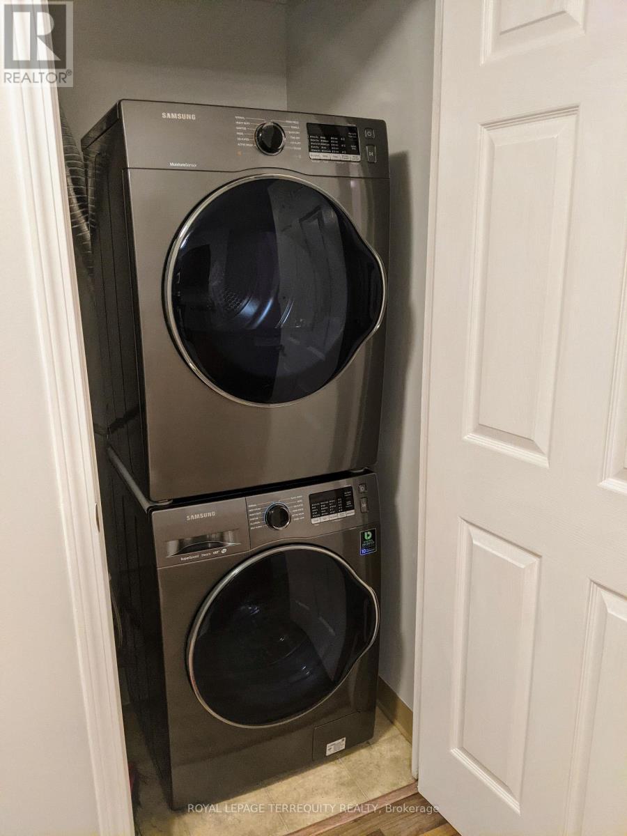 3708 - 30 Grand Trunk Crescent, Toronto, Ontario  M5J 3A3 - Photo 6 - C12808380