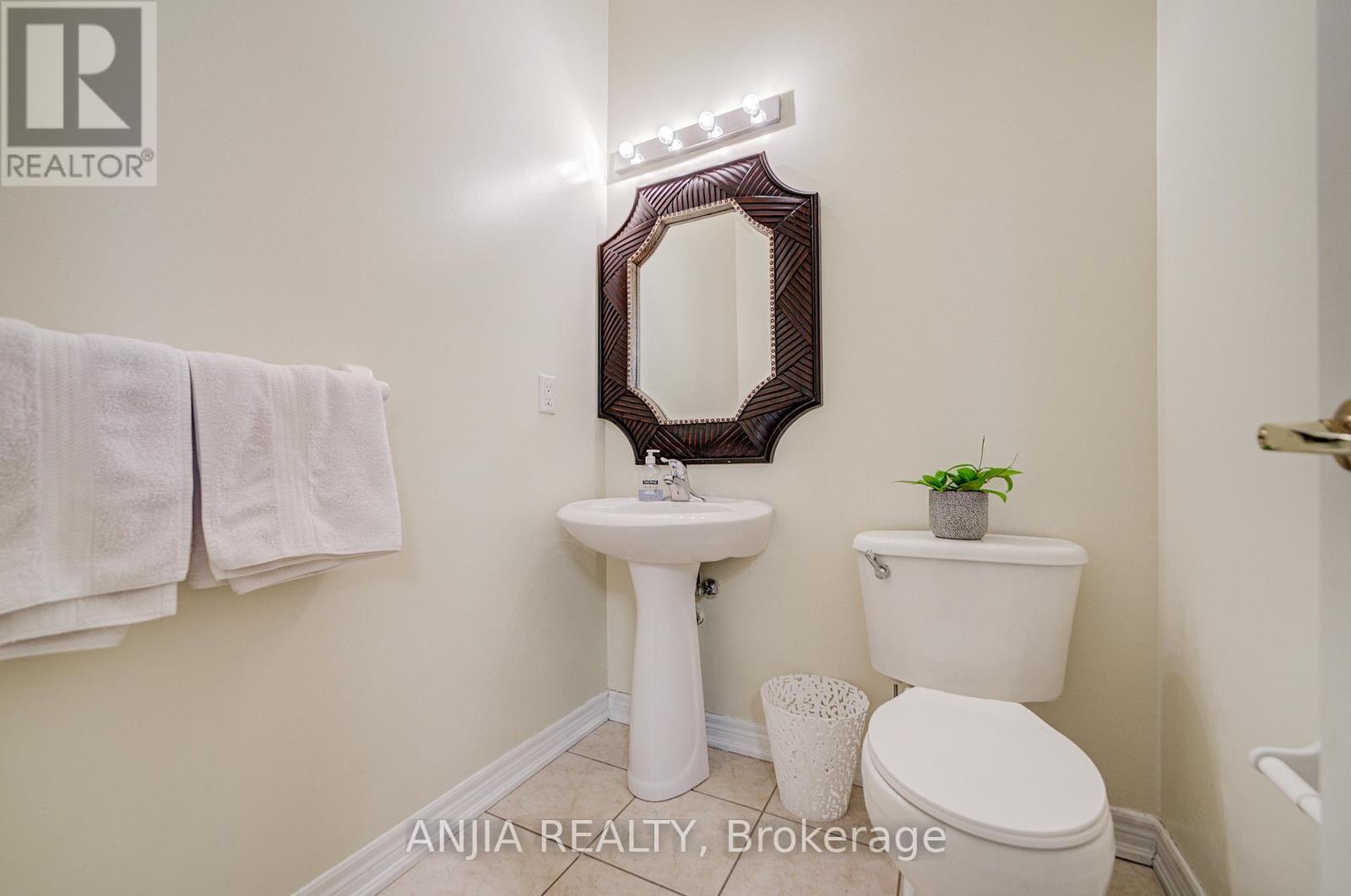 18 Orr Farm Road, Markham, Ontario L6C 0A3 - Photo 16 - N12805732