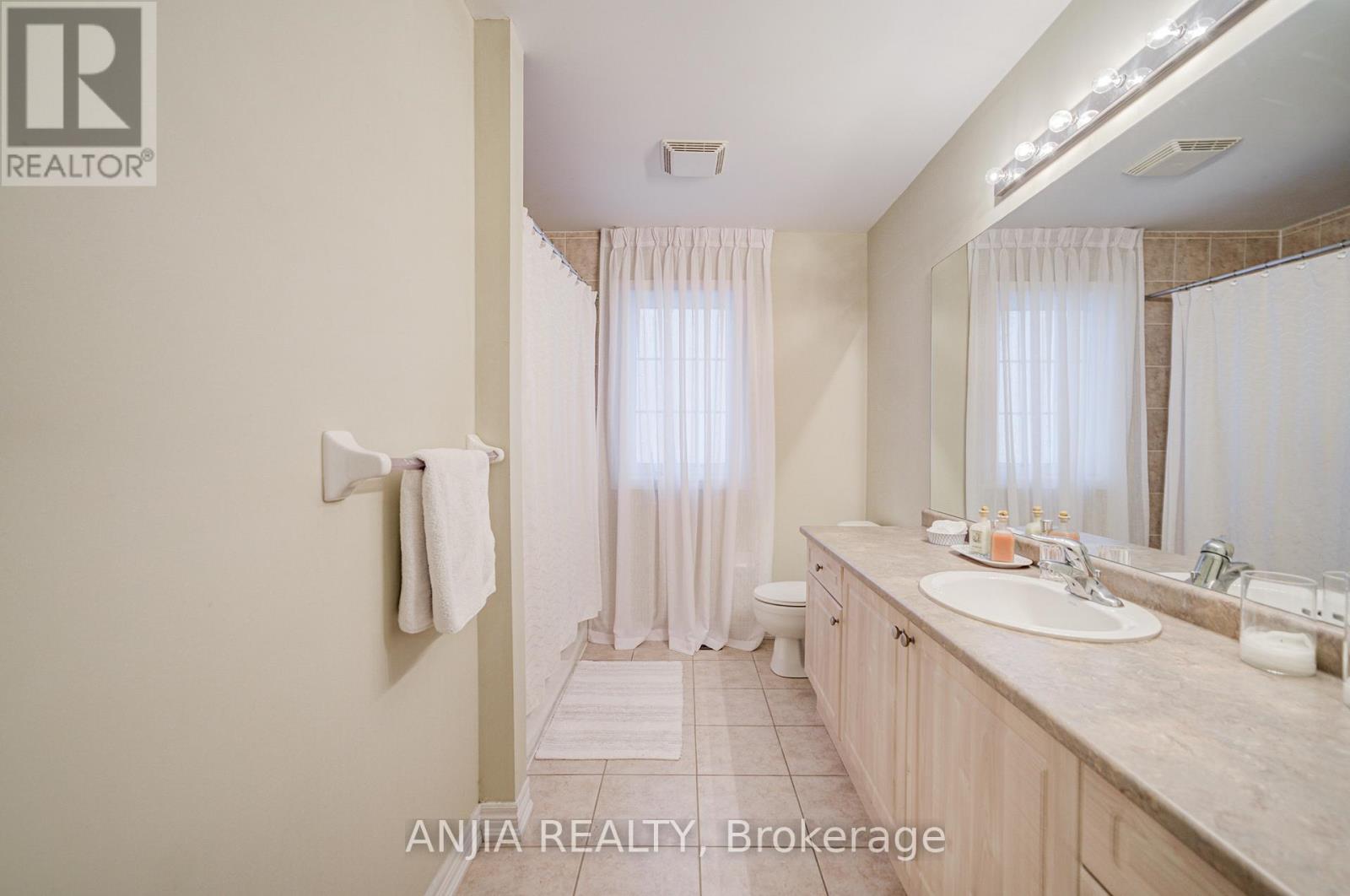 18 Orr Farm Road, Markham, Ontario L6C 0A3 - Photo 41 - N12805732