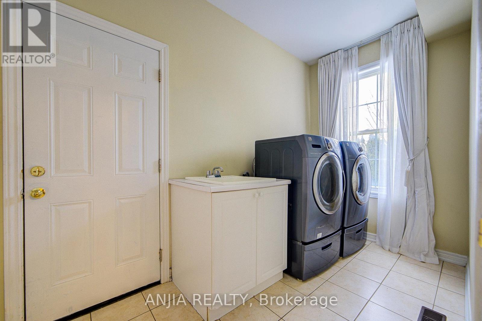 18 Orr Farm Road, Markham, Ontario L6C 0A3 - Photo 46 - N12805732