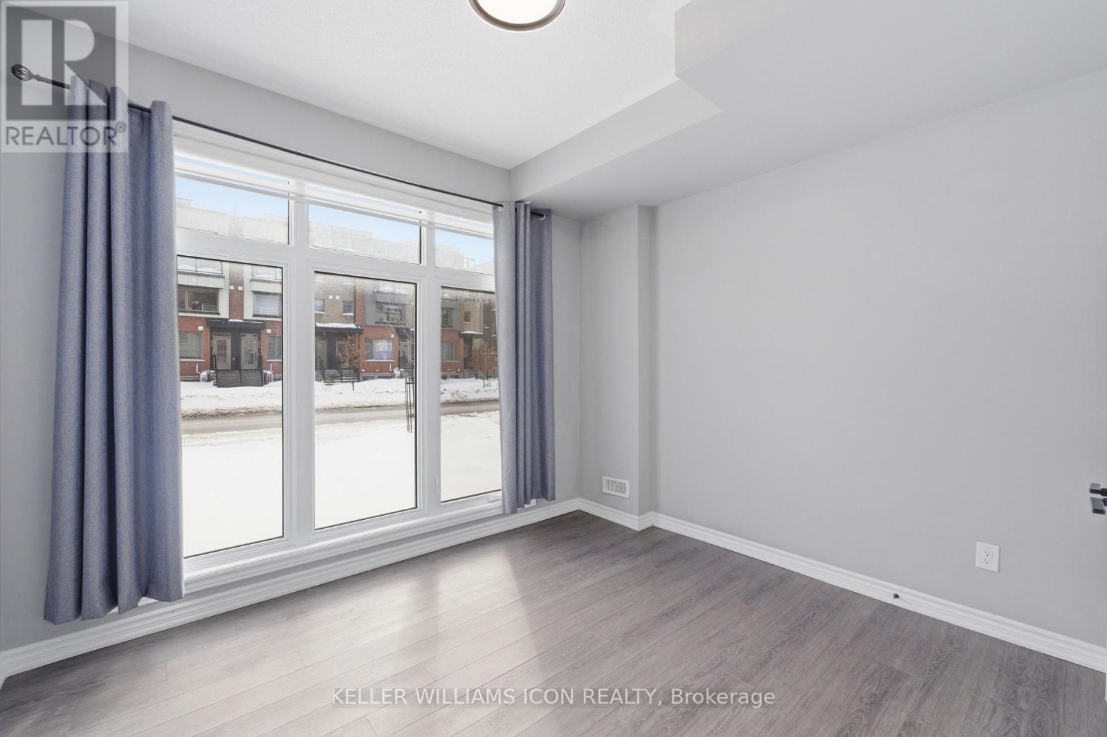 829 Mikinak Road, Ottawa, Ontario  K1K 4Z9 - Photo 22 - X12808388