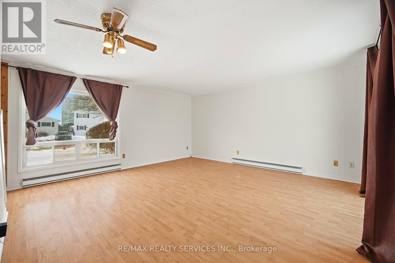 4 Huntington Court, Brampton, Ontario  L6S 1S4 - Photo 12 - W12808406
