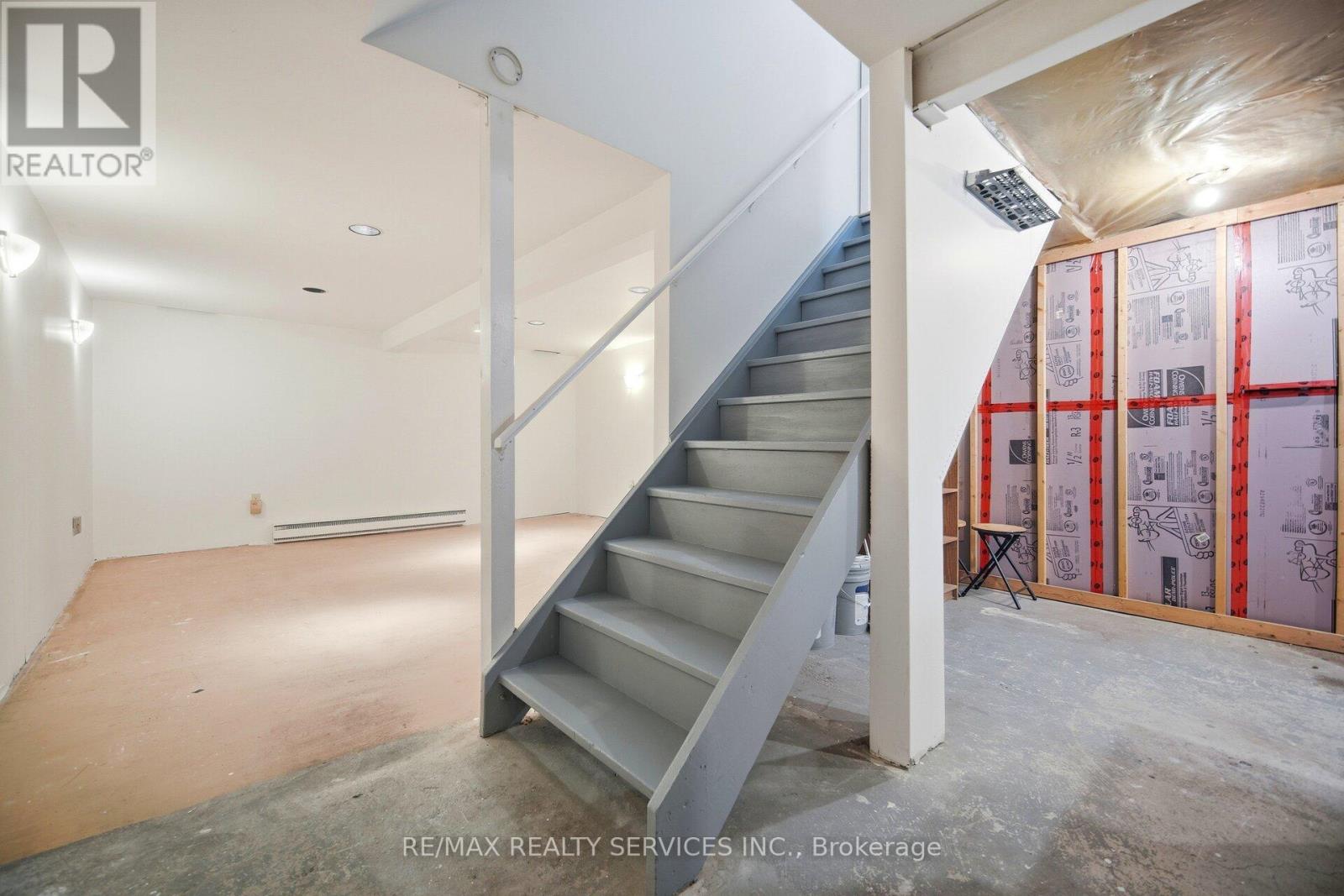 4 Huntington Court, Brampton, Ontario  L6S 1S4 - Photo 29 - W12808406