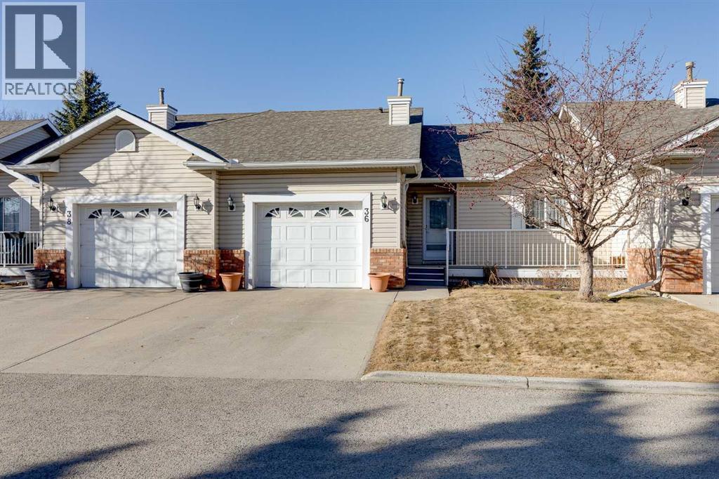 36 Del Monica Villas Ne, Calgary, Alberta  T1Y 6Z5 - Photo 2 - A2287435