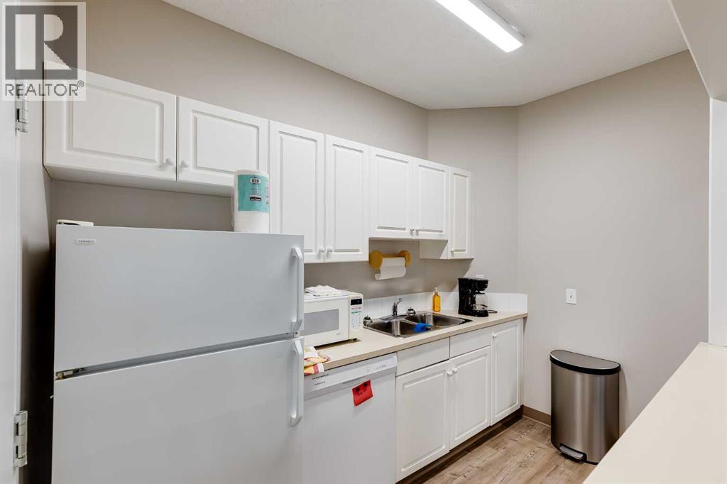 36 Del Monica Villas Ne, Calgary, Alberta  T1Y 6Z5 - Photo 32 - A2287435