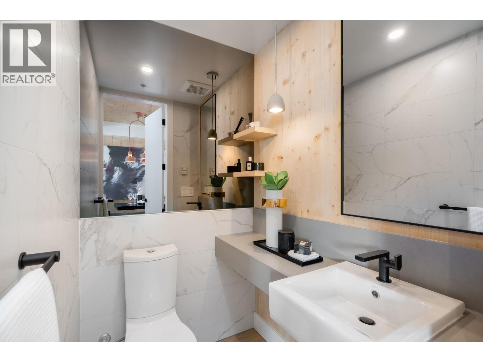 414 310 Salter Street, New Westminster, British Columbia  V3M 0N7 - Photo 13 - R3092197