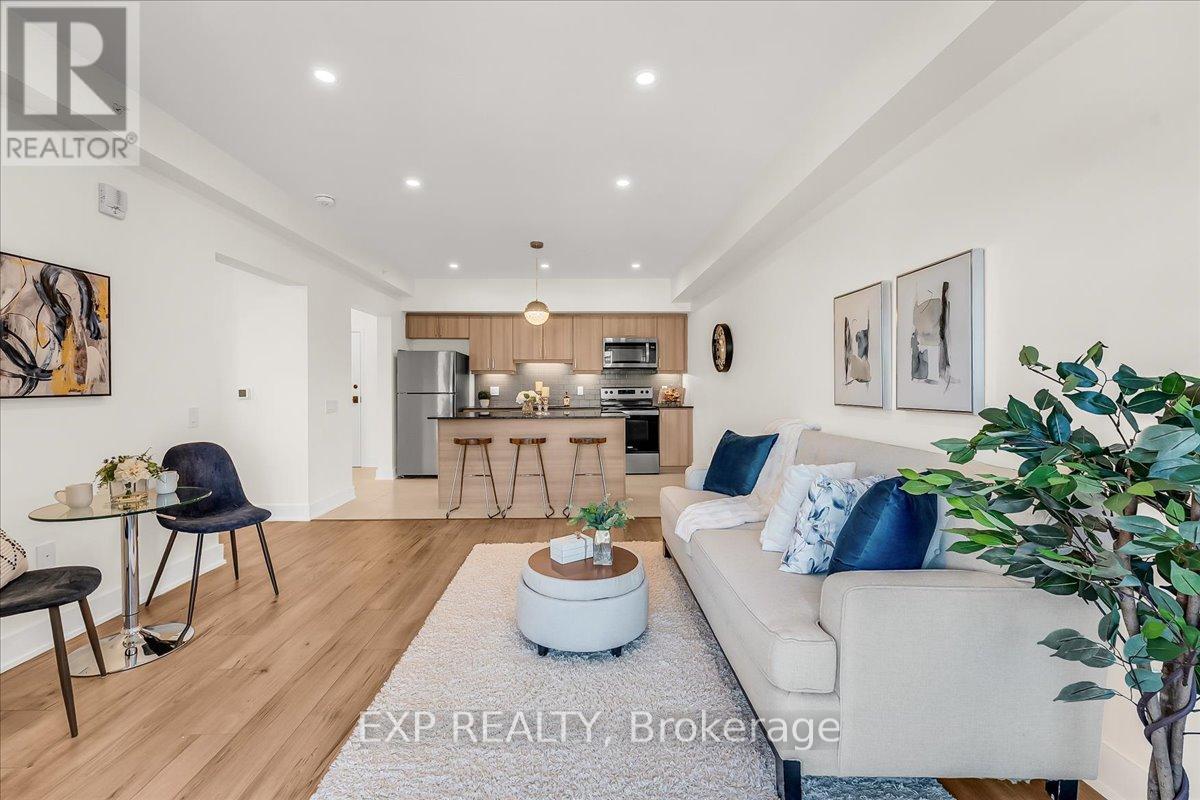 409 - 8 CULINARY LANE, Barrie, Ontario