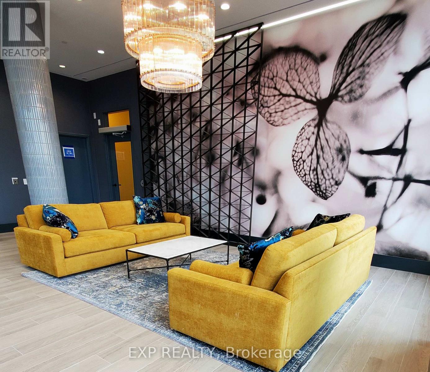 302 - 10 Lagerfeld Drive, Brampton, Ontario  L7A 0H8 - Photo 19 - W12808414