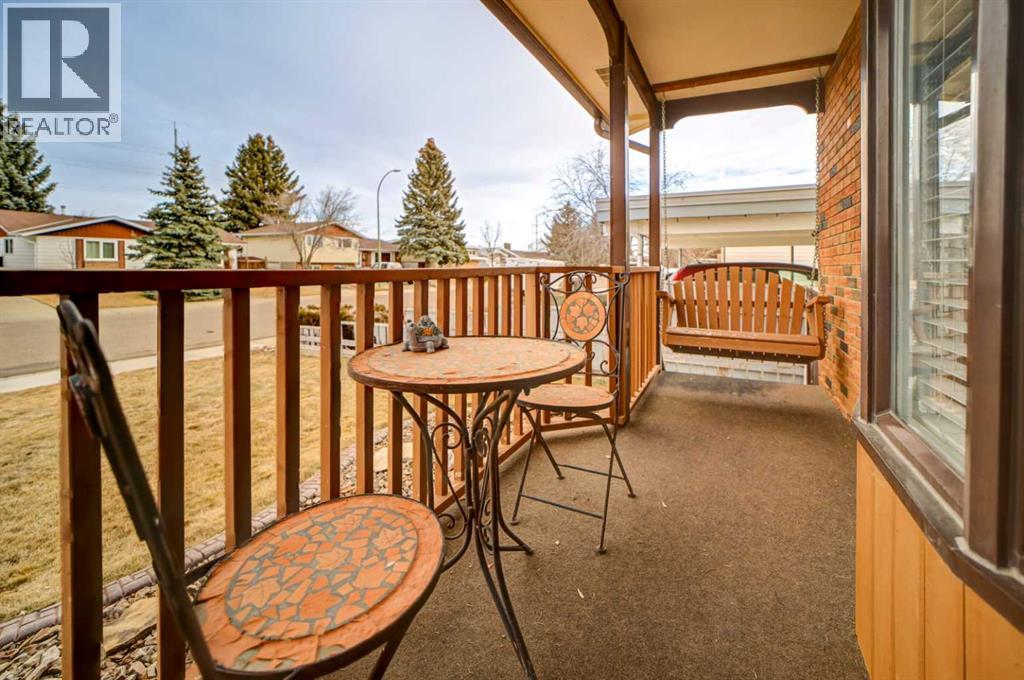 2020 25th Avenue N, Lethbridge, Alberta  T1H 4V3 - Photo 3 - A2286808