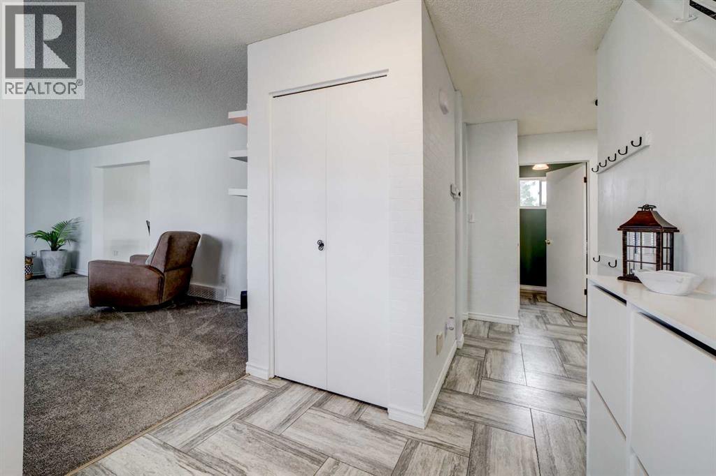 2020 25th Avenue N, Lethbridge, Alberta  T1H 4V3 - Photo 14 - A2286808