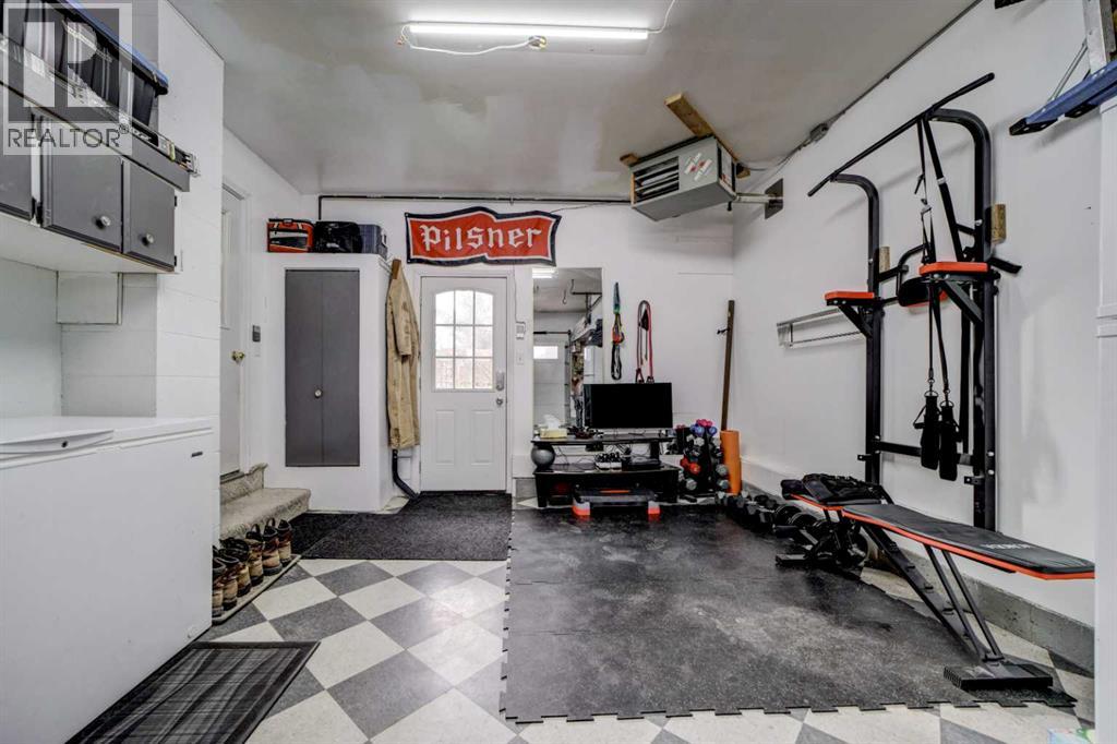 2020 25th Avenue N, Lethbridge, Alberta  T1H 4V3 - Photo 36 - A2286808