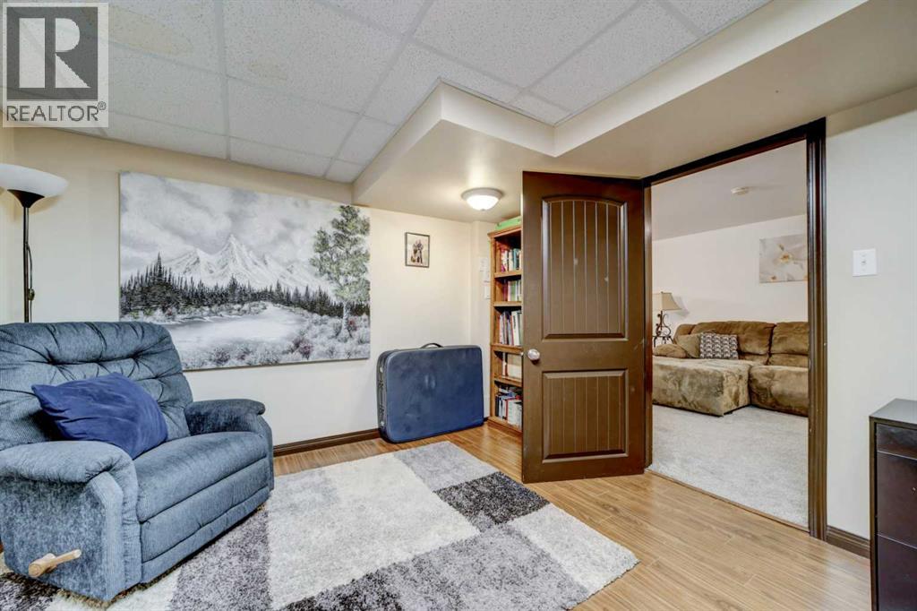 2020 25th Avenue N, Lethbridge, Alberta  T1H 4V3 - Photo 42 - A2286808