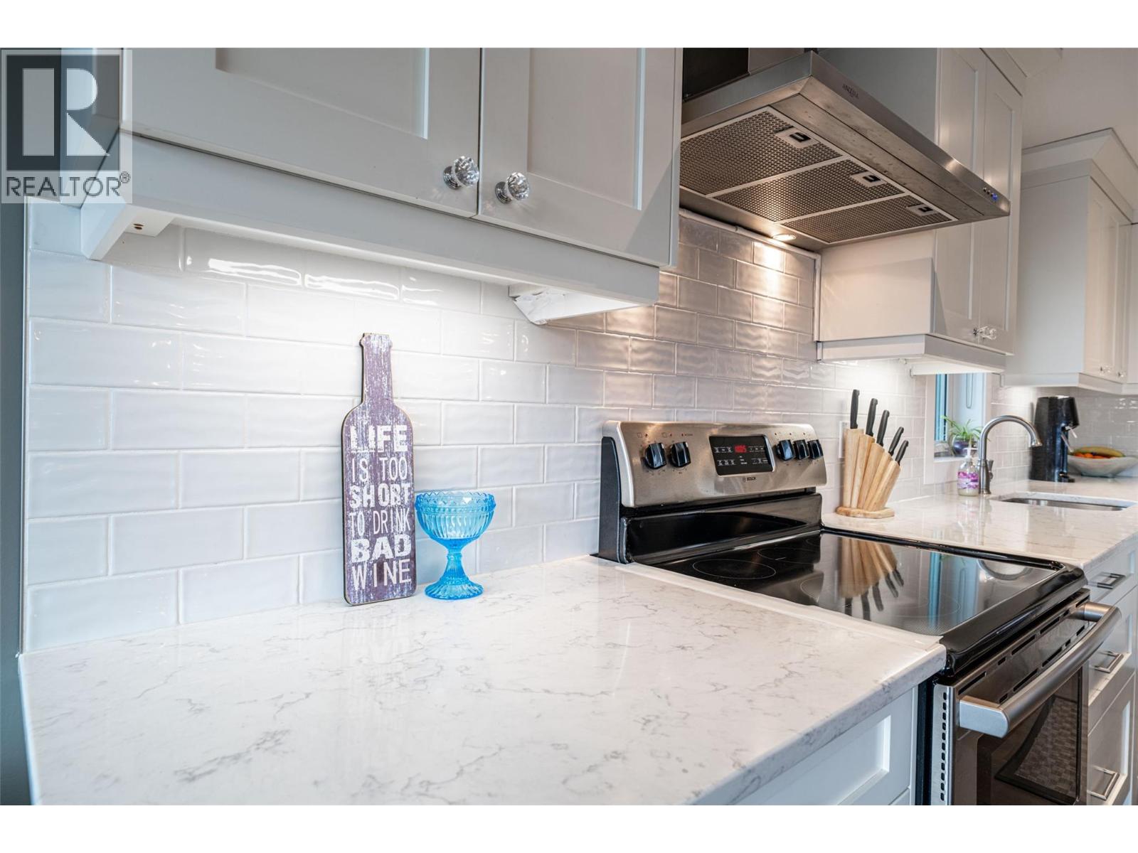 6809 Cameo Drive N, Vernon, British Columbia  V1H 1N9 - Photo 49 - 10375171