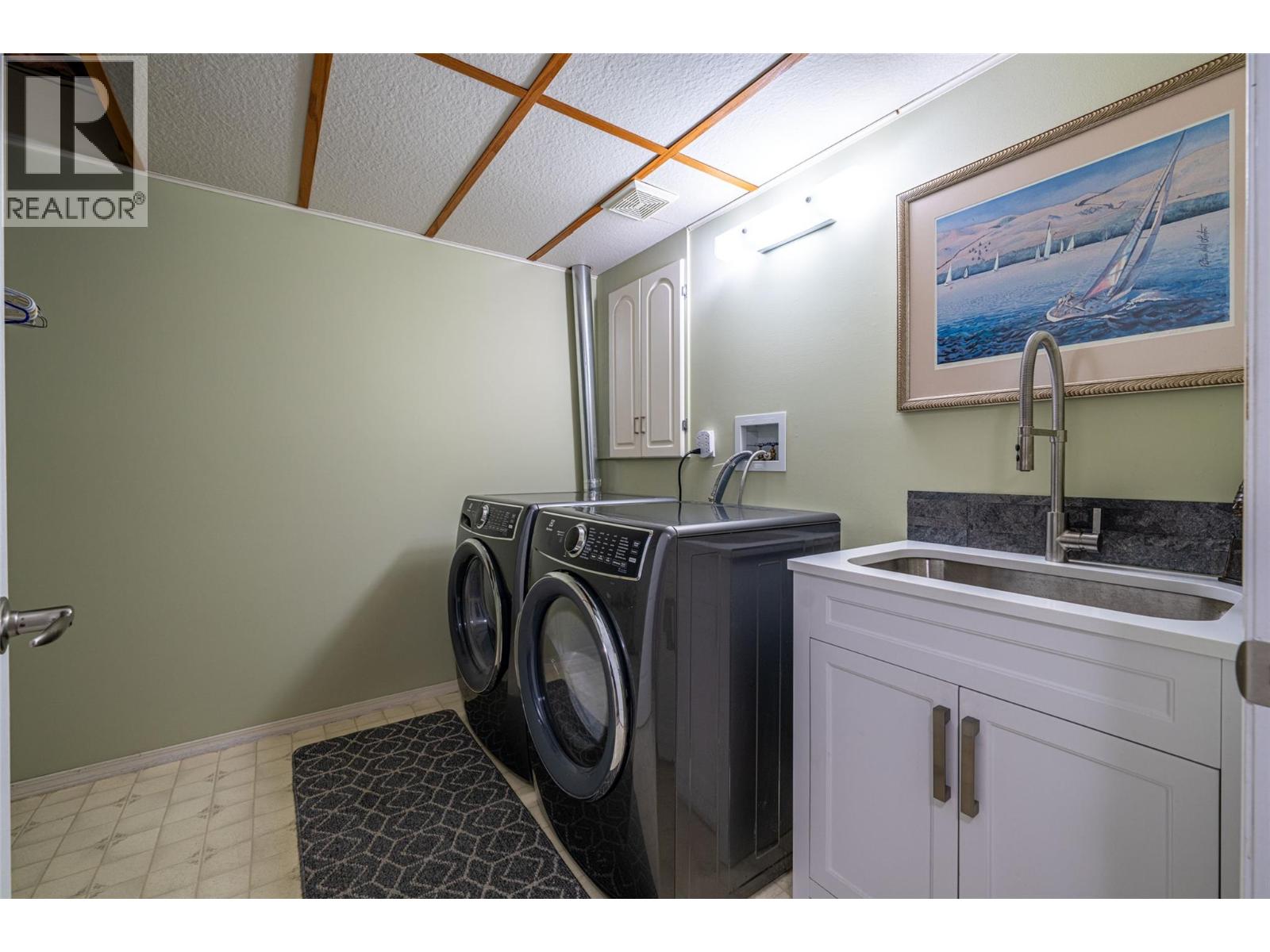 6809 Cameo Drive N, Vernon, British Columbia  V1H 1N9 - Photo 30 - 10375171