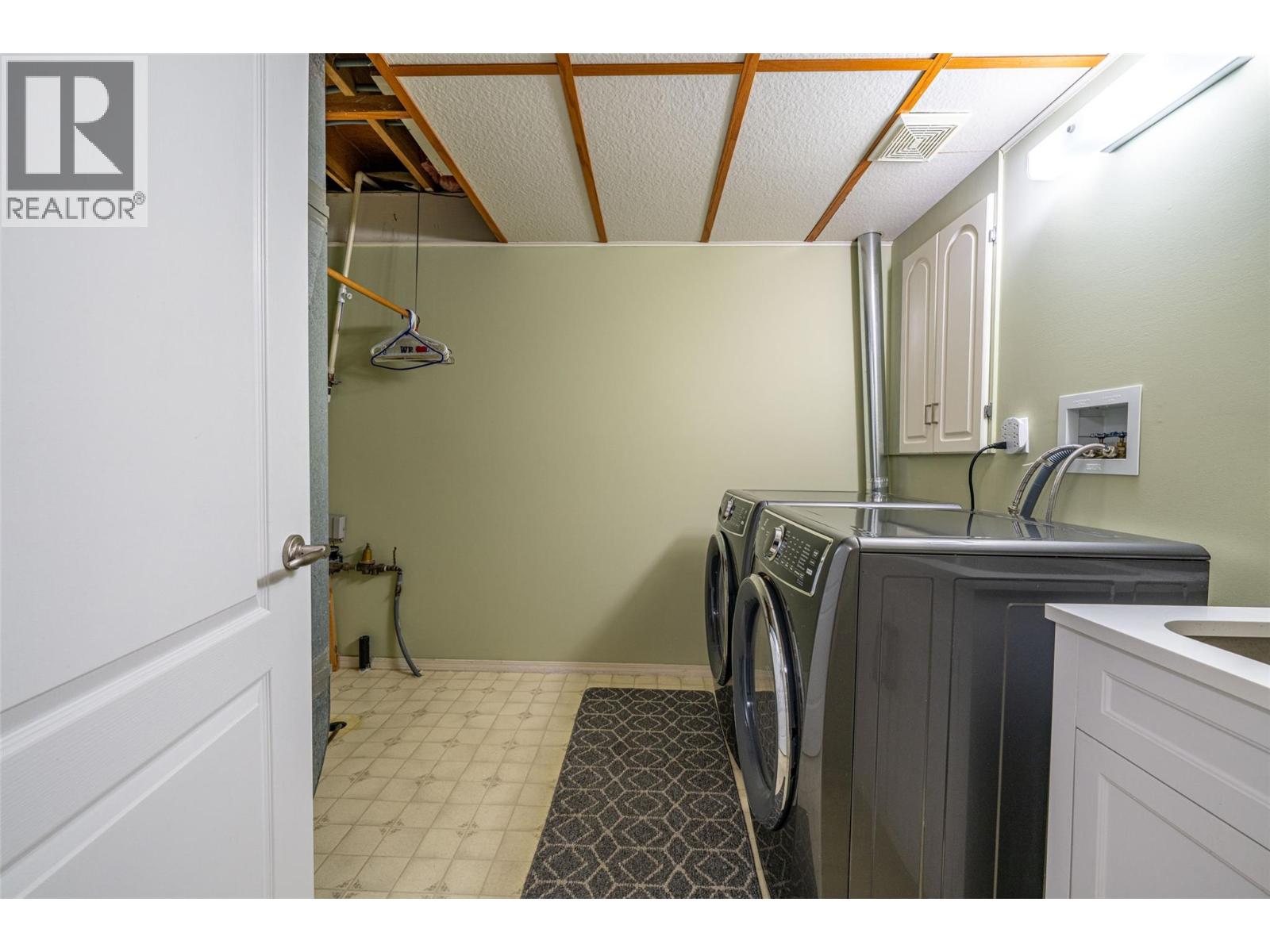 6809 Cameo Drive N, Vernon, British Columbia  V1H 1N9 - Photo 31 - 10375171