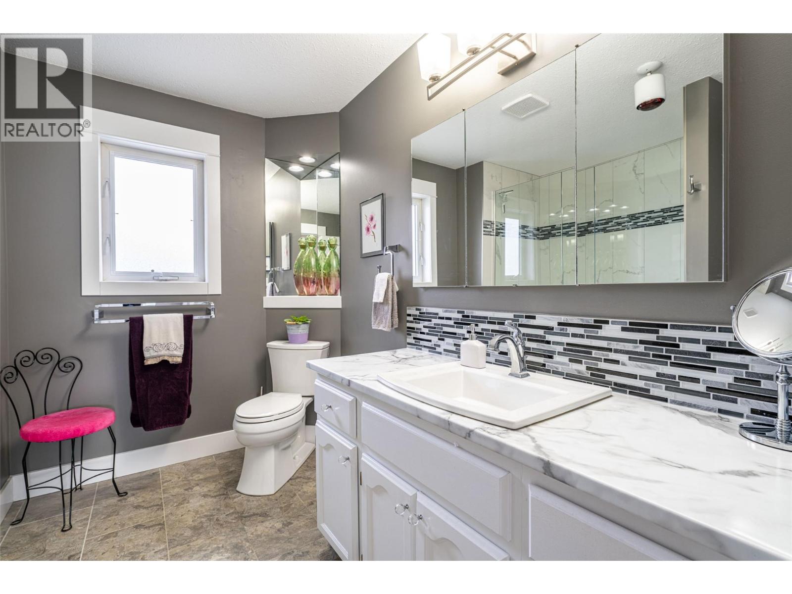 6809 Cameo Drive N, Vernon, British Columbia  V1H 1N9 - Photo 61 - 10375171