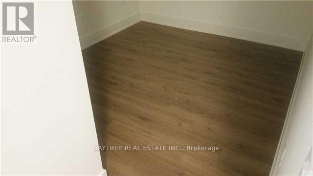 425 - 111 St Clair Avenue W, Toronto, Ontario  M4V 1N5 - Photo 7 - C12808428