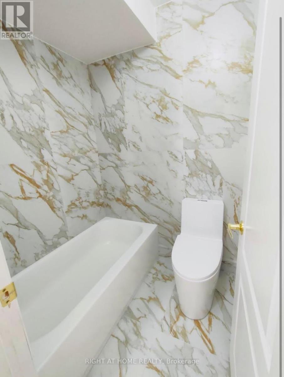 230 - 435 Hensall Circle, Mississauga, Ontario  L5A 4P1 - Photo 7 - W12808432