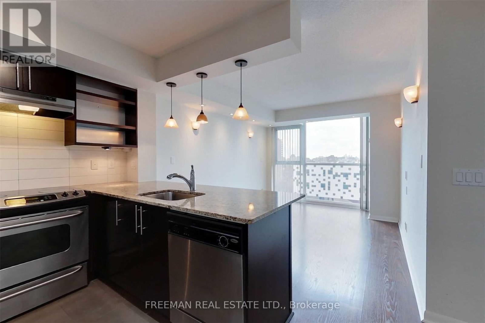 1615 - 96 St Patrick Street, Toronto, Ontario  M5T 1V1 - Photo 6 - C12808452