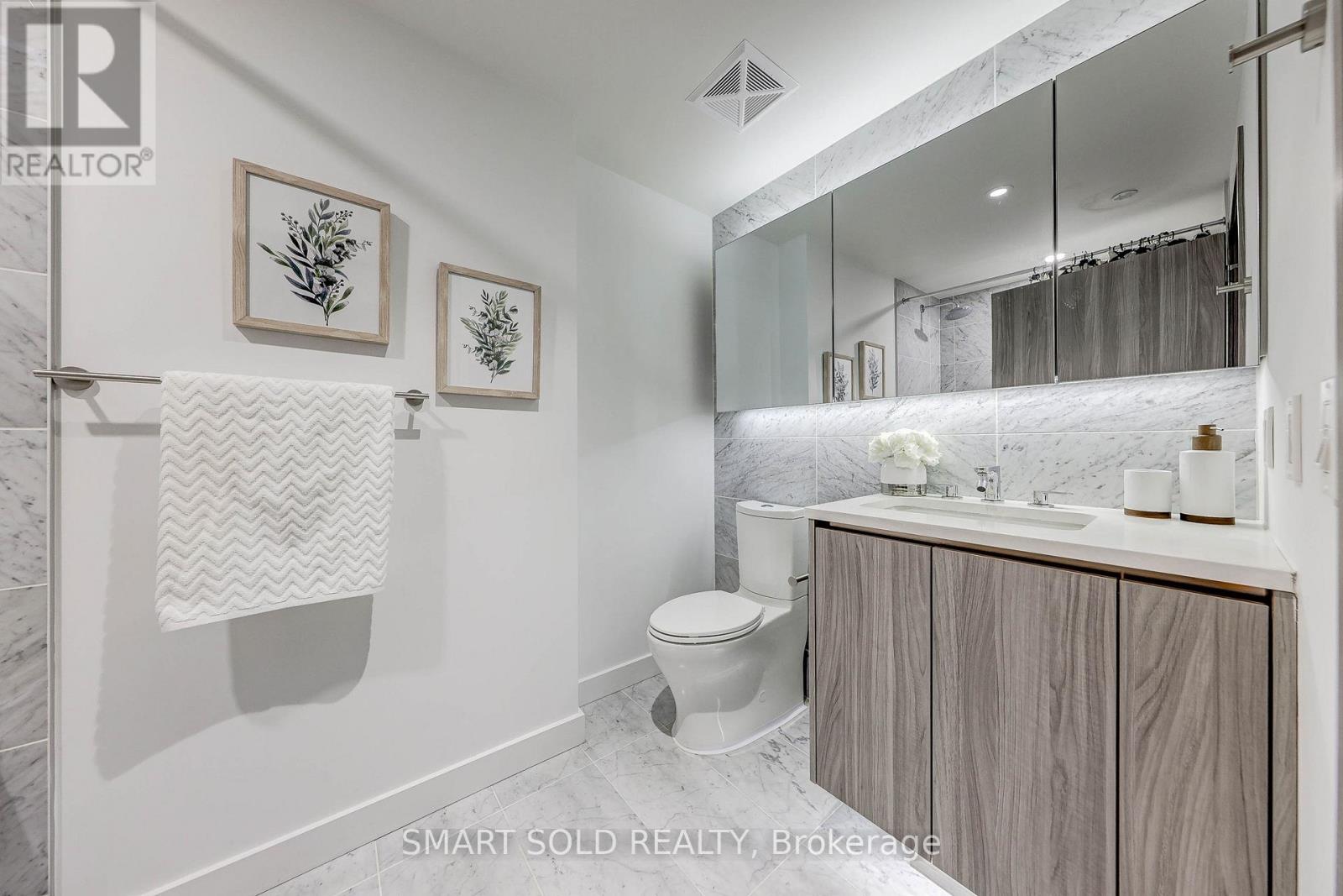 1712 - 85 Mcmahon Drive, Toronto, Ontario  M2K 0H1 - Photo 5 - C12808456