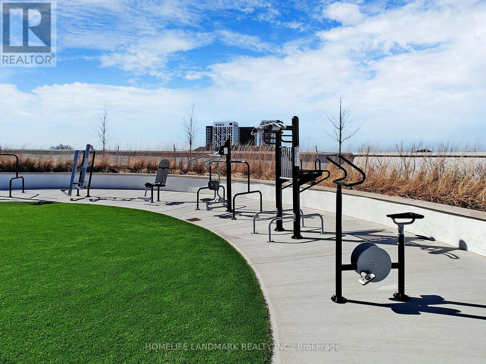 715 - 85 Oneida Crescent, Richmond Hill, Ontario  L4B 0A6 - Photo 10 - N12808470