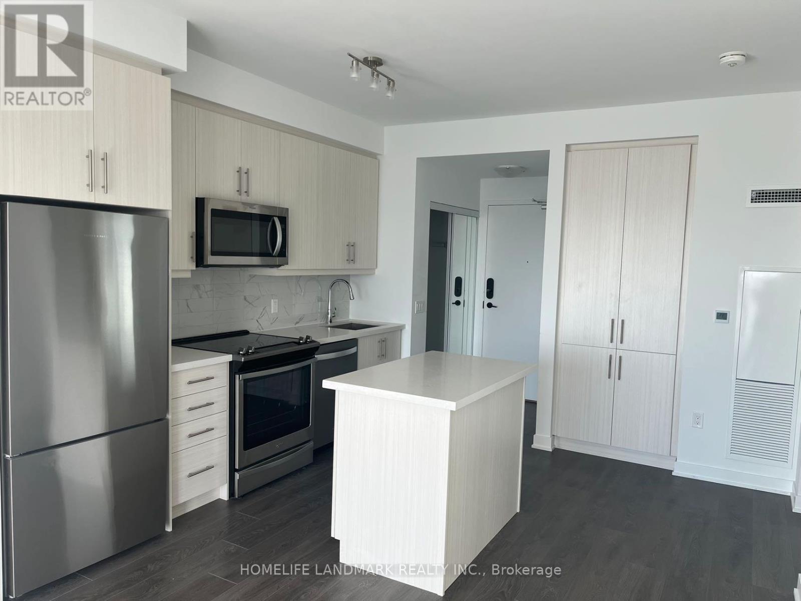 715 - 85 Oneida Crescent, Richmond Hill, Ontario  L4B 0A6 - Photo 11 - N12808470