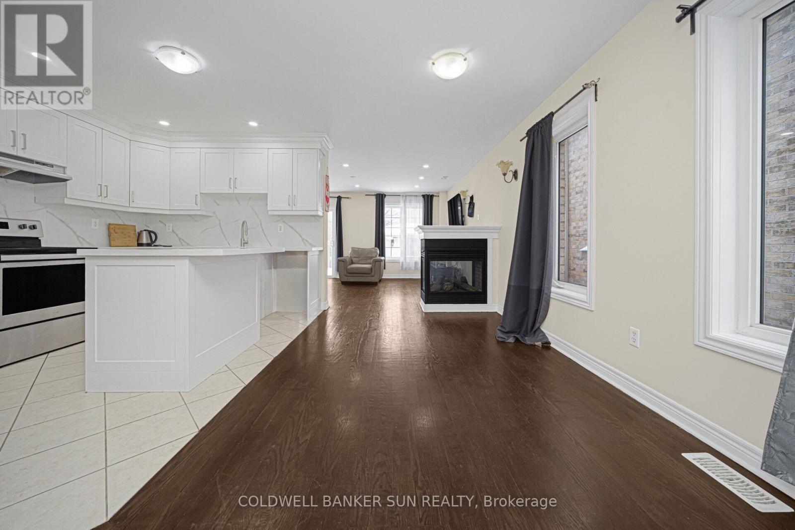 146 Crystalview Crescent, Brampton, Ontario  L6P 2R8 - Photo 12 - W12808458